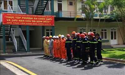 Huấn luyện nghiệp vụ và thực tập phương án chữa cháy, phương án cứu nạn cứu hộ nhà trực vận hành, sửa chữa khu Q Bảo Lộc năm 2025
